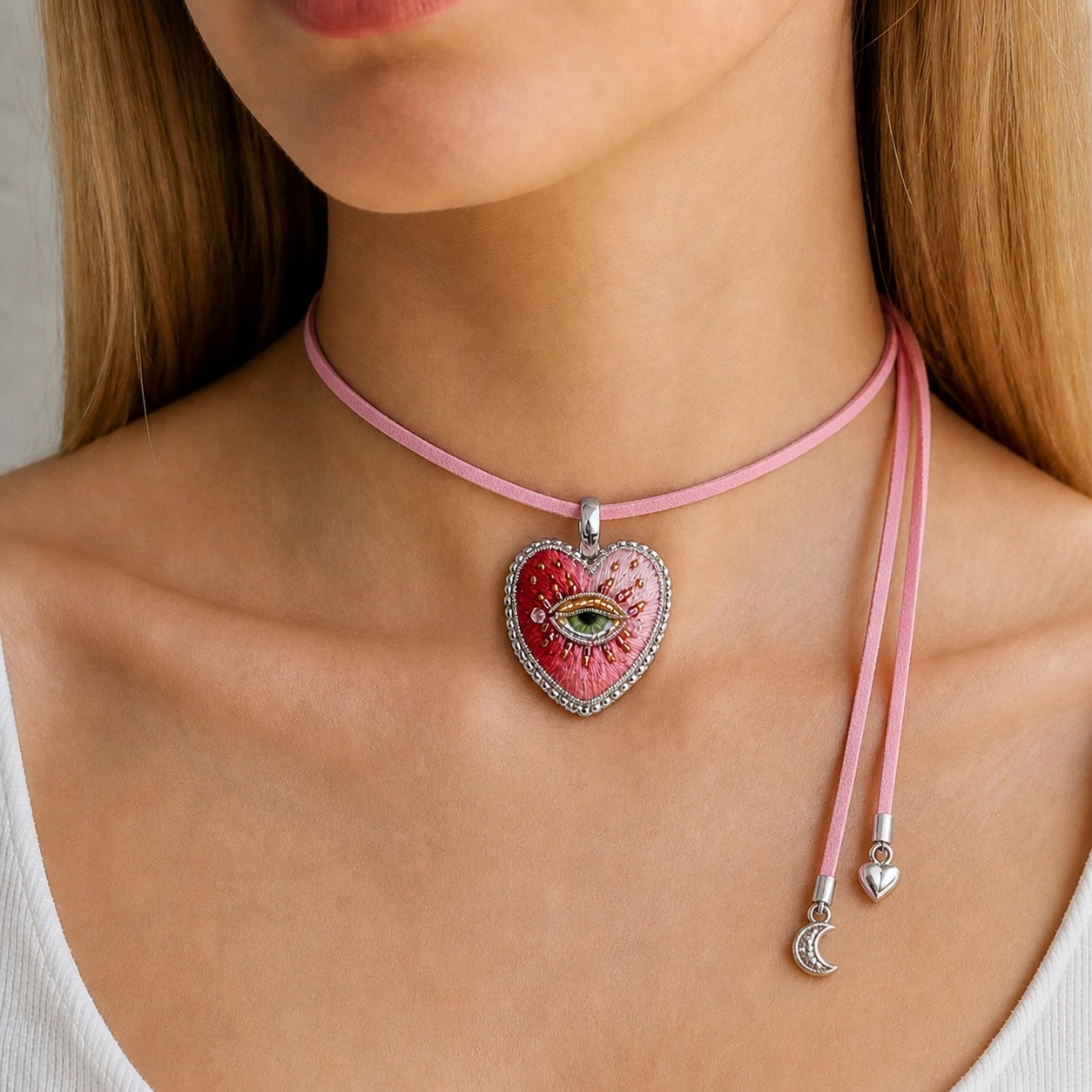 Gazeheart Embroidered Pearl Necklace