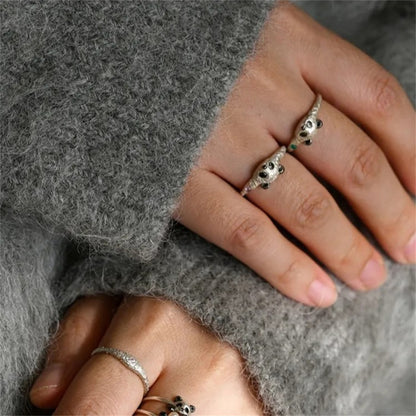 Lazy Panda Cuddling - Ring