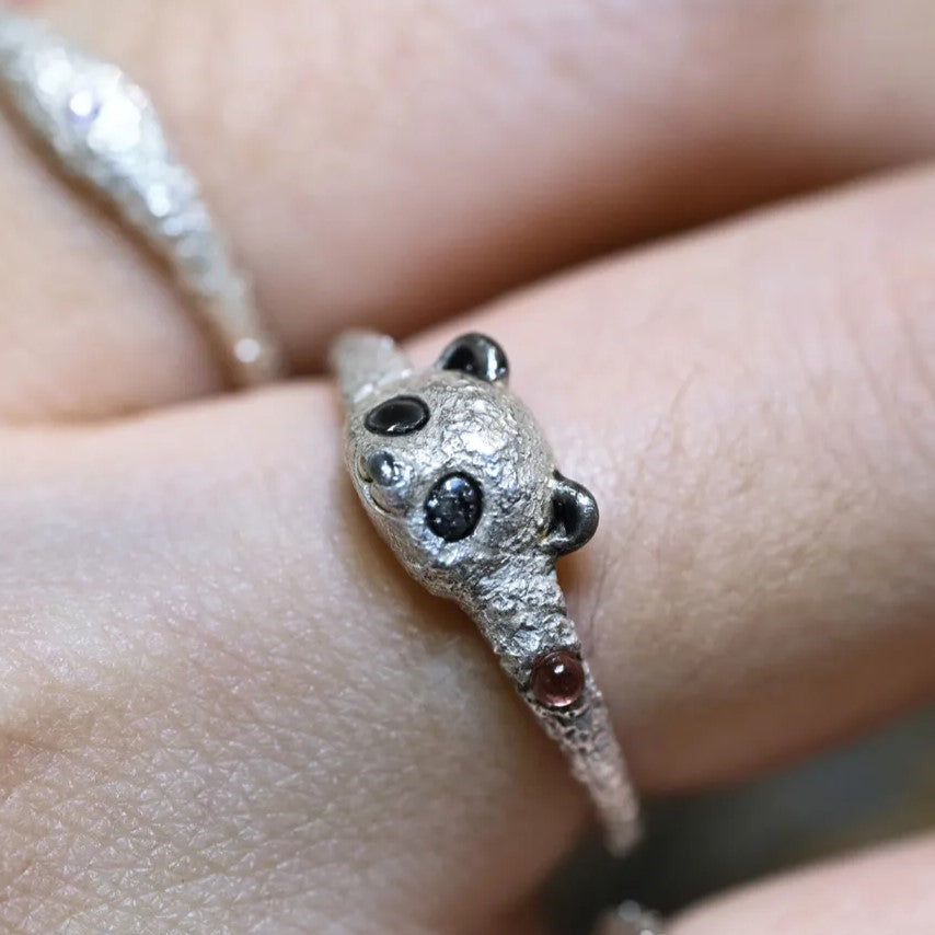 Lazy Panda Cuddling - Ring