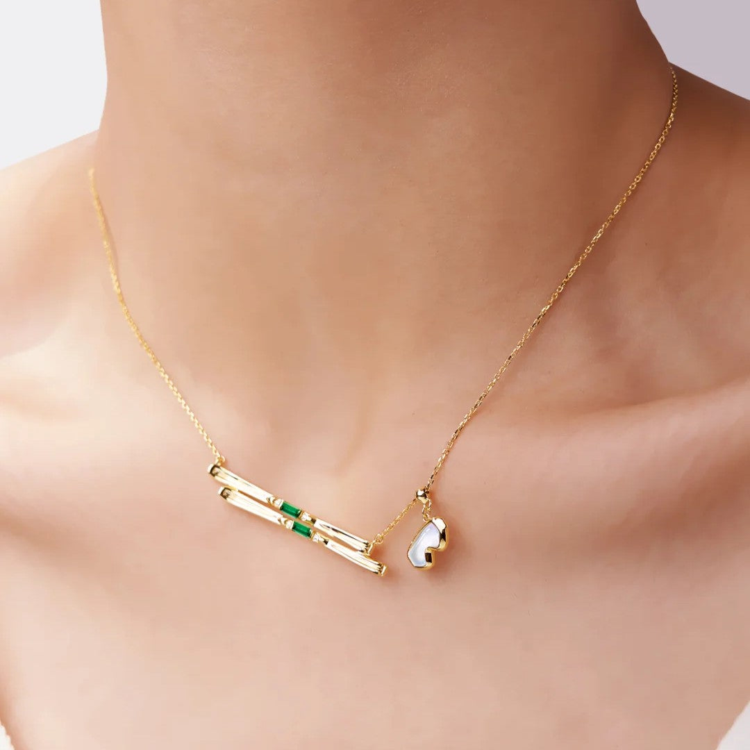 Playline Ski Necklace