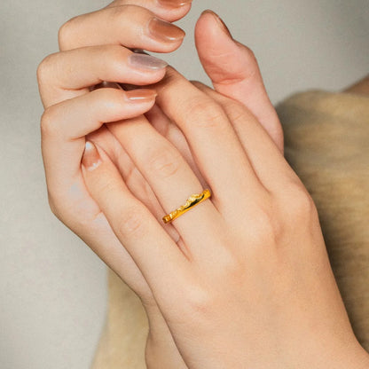 Sunlit Peaks Ring